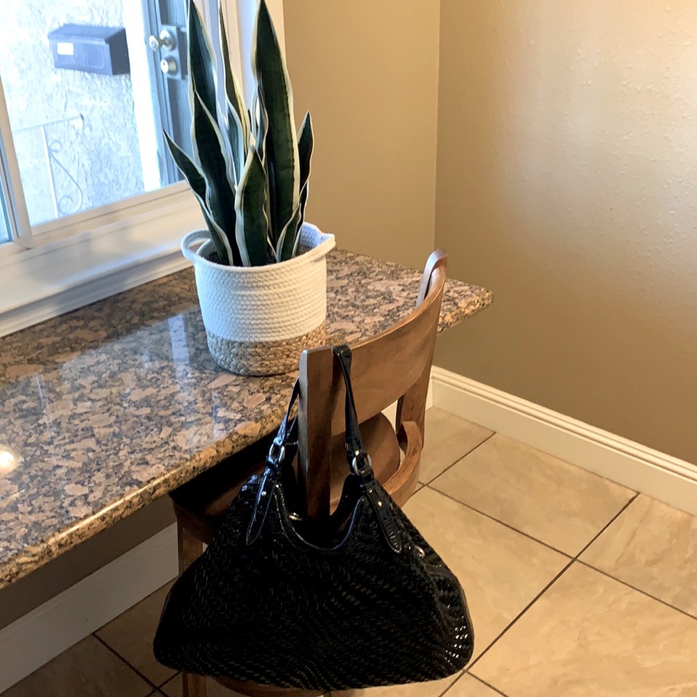 Med/ Large Blk COLEHANN PURSE